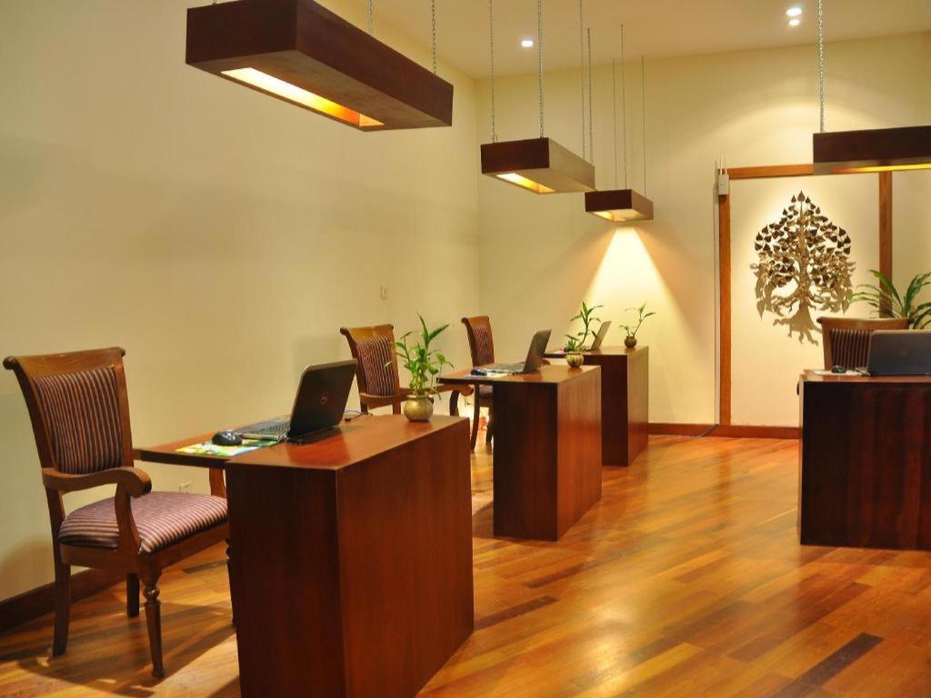 The Privilege Floor By Borei Angkor Siem Reap Exterior photo