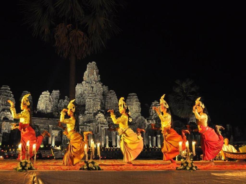 The Privilege Floor By Borei Angkor Siem Reap Exterior photo